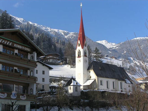 Pension Erler - Kirche Hippach im Zillertal