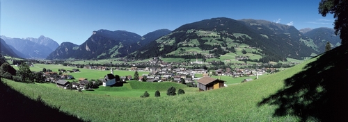 Pension Erler - Lage Hippach im Zillertal